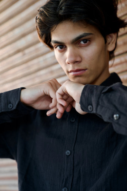 Black Crinkle Gauge Shirt